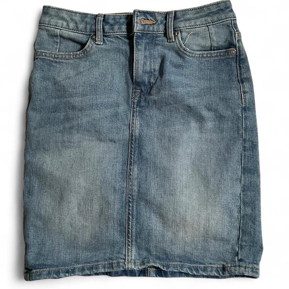 H&M L.O.G.G. Denim Pencil Skirt Light Wash US 4 Stretch Mini - Picture 1 of 6
